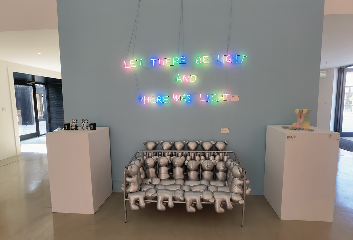 images/art/2022-10-06 FAS潮流艺术双年展/31.jpg